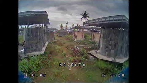 DRONE RACE DIATONE CRUSADER GT200 FIRST FLIGHT