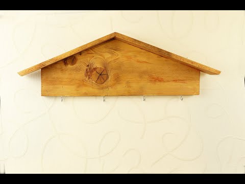 ხის გასაღებების საკიდი, სახლის სახურავის ფორმის - TR189