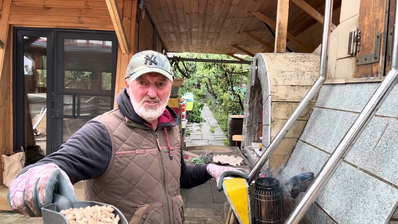 Metoda simplă de a face fum pentru albine | Apicultură în Deltă cu Dorin Forgo