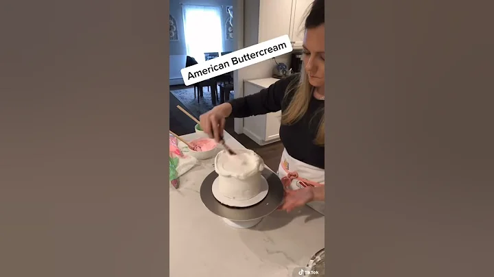 American Buttercream Recipe | Kris Marie Bakes