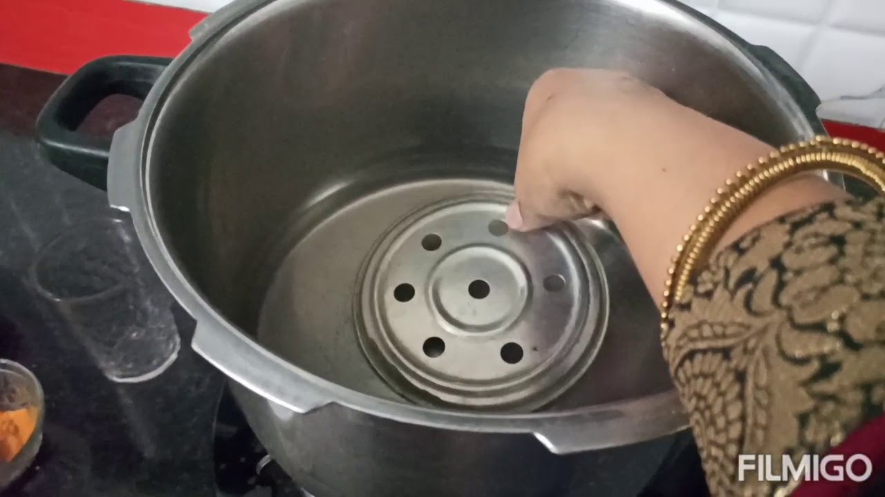Procedure of making rice and dal - YouTube