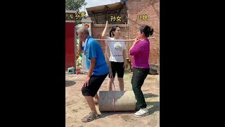 “辣妈爱搞笑” 翻译成中文就是它本身,因为这已经是中文了。如果需要翻译成其他语言,可以告诉我。