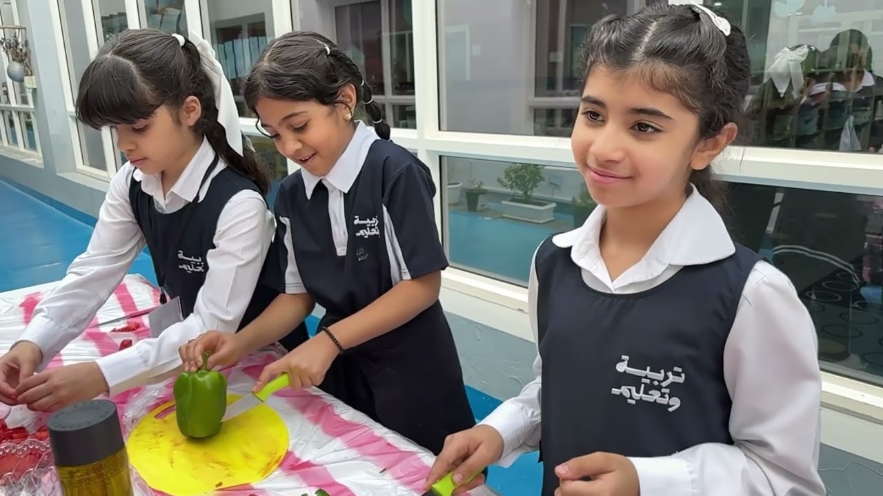 علمني بابا محمد بن راشد 