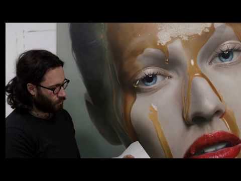 Vídeo: Arte Contemporânea Em Um Contêiner