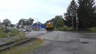 Market Street/U.S. 136 Railroad Crossing - CSX G088 (CSXT 5275, CSXT 100 YN2) in Crawfordsville, IN