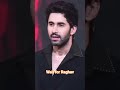 Ghalib ne abhi taaja taaja likha hai... #trending #funnyshorts #kingkhan #sharukhkhan #raghavjuyal.