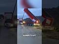 Why Dump Truck Hydraulic Fails? #shorts