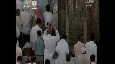 الشيخ عبدالرحمن السديس يَبكي ويُبكي من خلفه - سورة الدخان - ﴿وَما خَلَقنَا...﴾ - الحرم المكي قديمًا