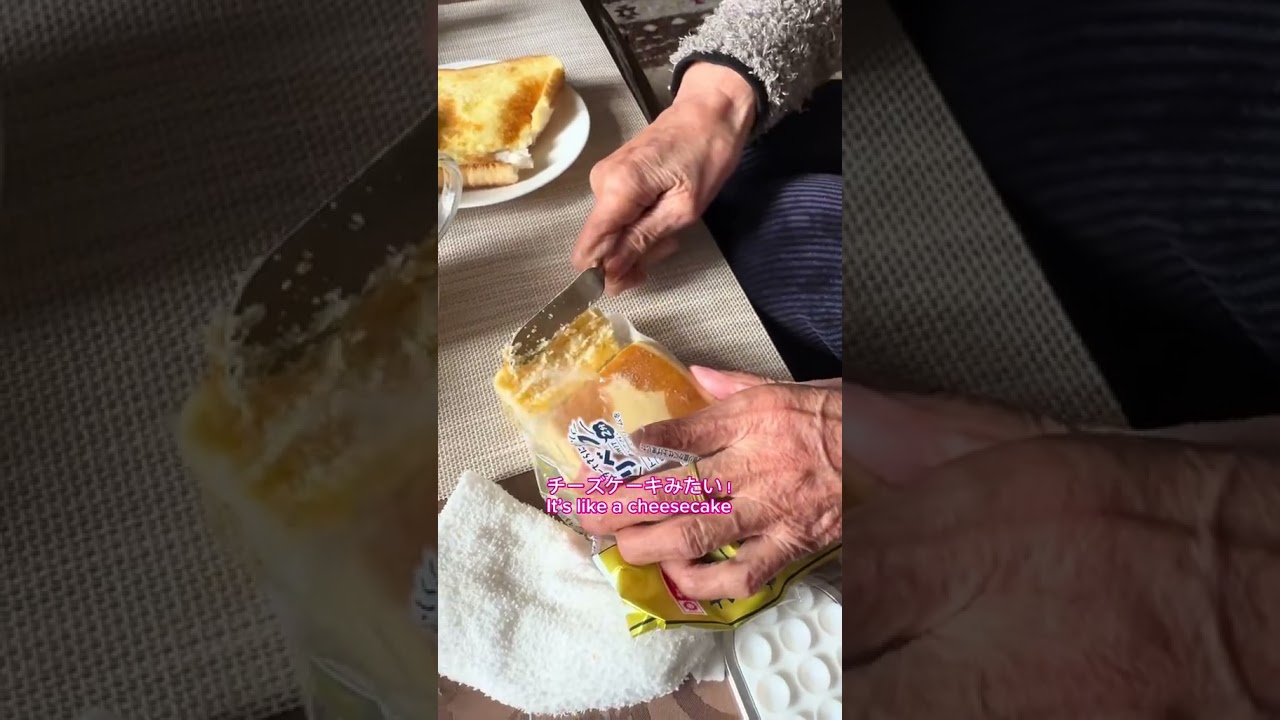 Freezing bread and turning it into a cheese cake!! 🍰 🧀