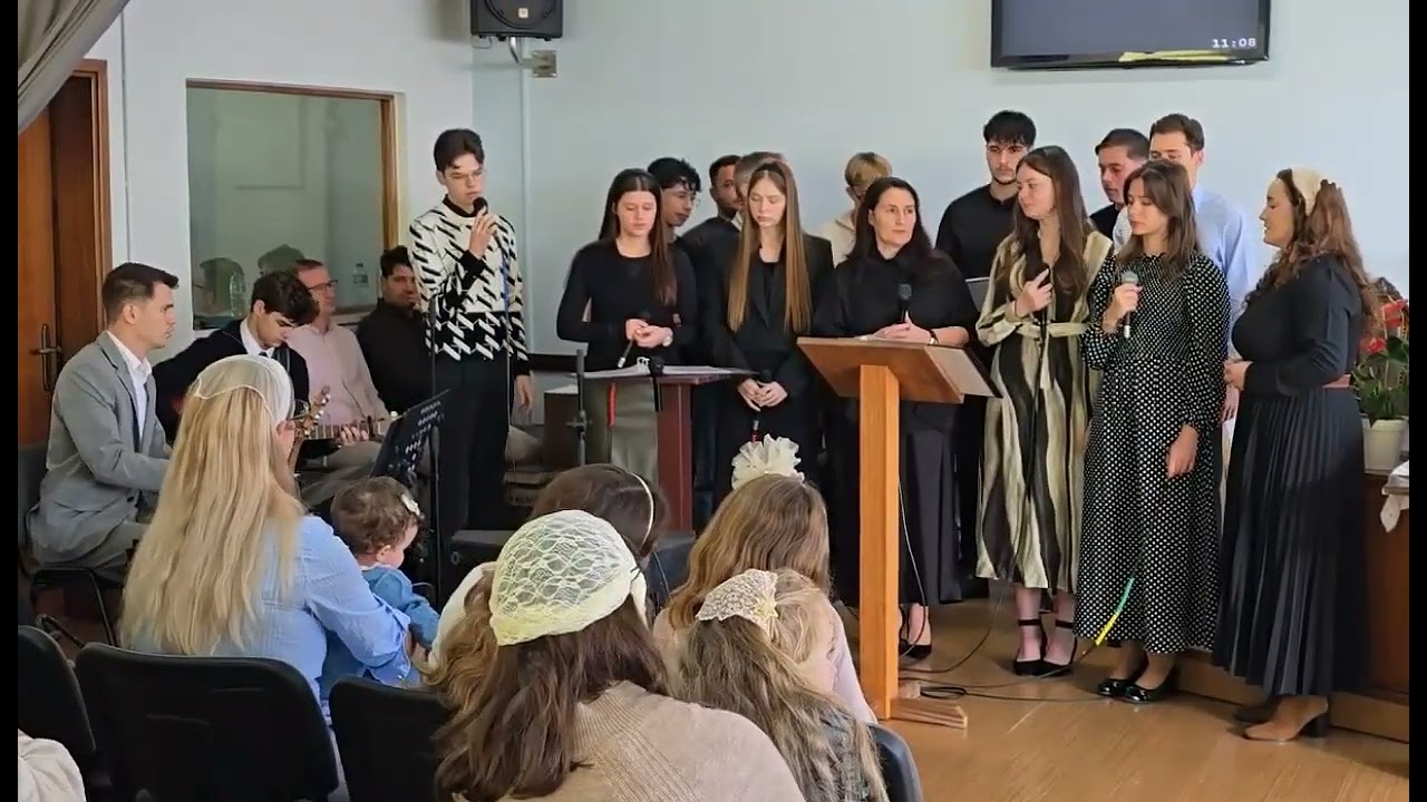 Grupul bisericii. Știu că Tu ești D-zeu.