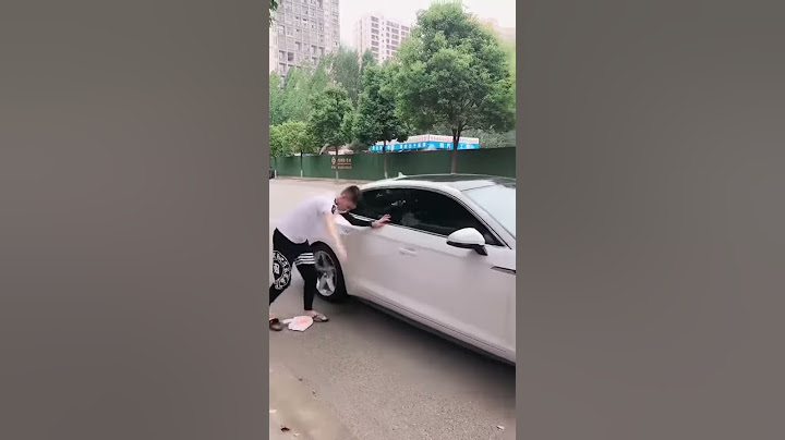 有钱人终成眷属；没钱人亲眼目睹