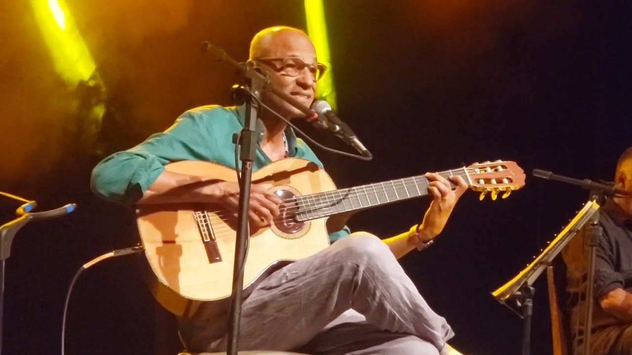 Watch Cláudio Jorge em Bilhete para o Guinga de Gilson Peranzzetta e Cláudio Jorge on YouTube Watch Cláudio Jorge em Bilhete para o Guinga de Gilson Peranzzetta e Cláudio Jorge on YouTube