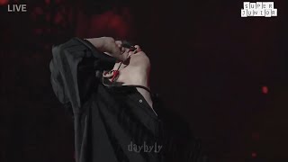 SUPER JUNIOR 