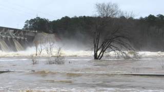 Lake Sinclair Dam - 6 Floodgates Open