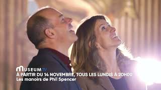En novembre, Phil Spencer parcourt le Royaume-Uni afin de visiter ses plus illustres manoirs