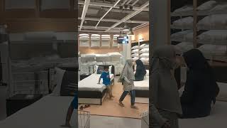 Nyobain Ranjang Tempat Tidur Kasur Empuk