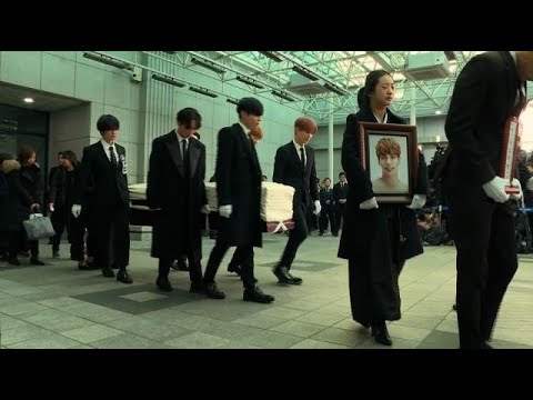 K-pop stars carry Jonghyun’s coffin after suicide