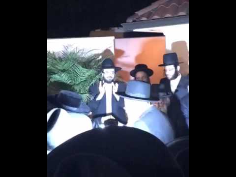 Satmar Rebbe dancing with BMG Rosh Yeshiva In Deal