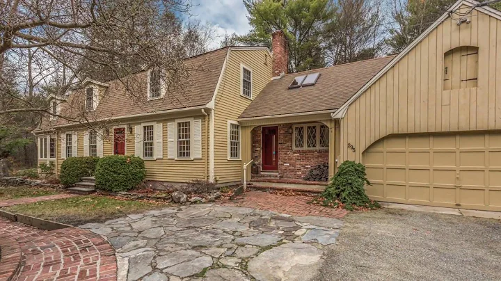 295 Littleton County Rd, Harvard MA - Nancy Atwood...