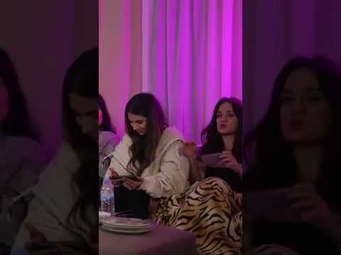 از دست محدثه به به به