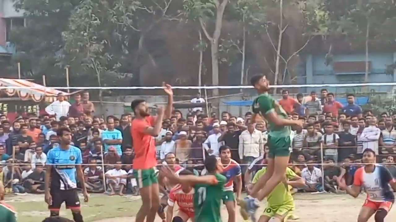 জাতীয় দলের হরষিত ভলিবল খেলে  হেরে গেলো এটা লজ্জা জনক।