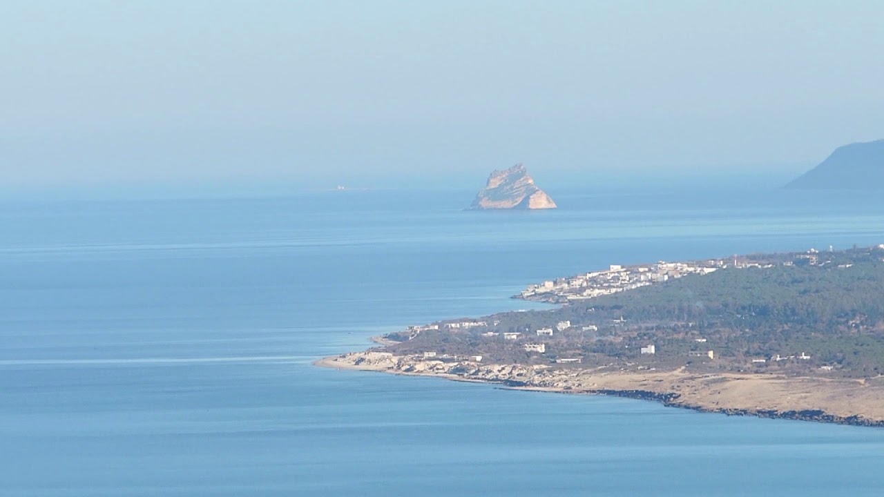 منطقة رأس الجبل كما تبدو من أعالي مدينة الماتلين