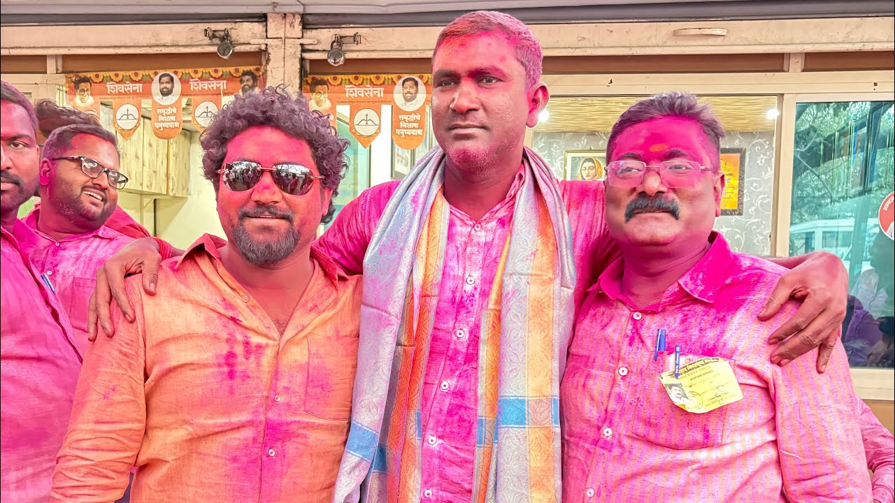 जल्लोष माझ्या चुलत्याच्या नगराध्यक्ष पदाचा आणि शिवसेनेच्या १५ नगरसेवकांच्या विजयाचा | Vlogger Saggy 