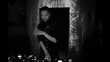 DJ Queenie Live Set @SYSTEM #shanghai #Technomix #acidtechno