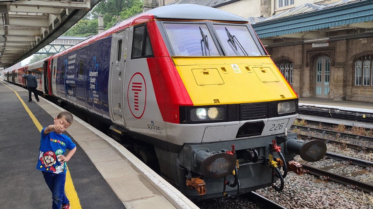 Shrewsbury train station, are favourite Class 67 Premier Train ...