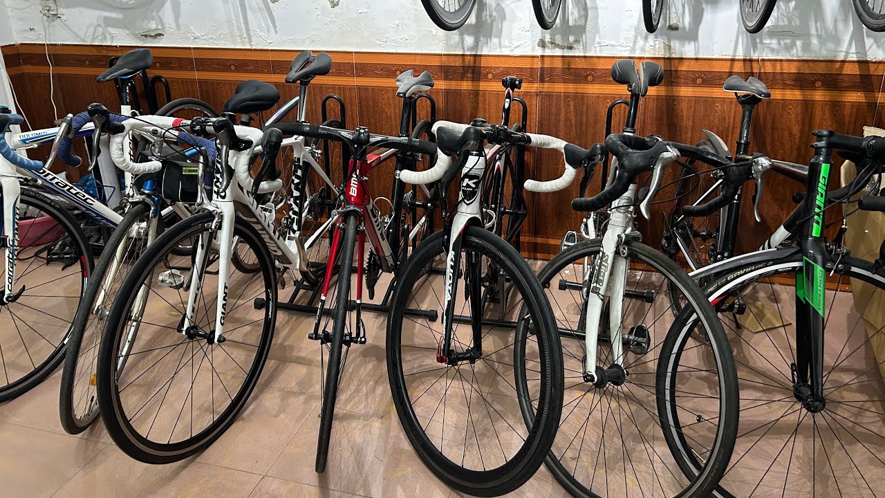 Sale xe đạp đua, xe tay ngang tại cửa hàng, giá bèo nhèo lấy lô mới. lh 0377.601.559 tại Nghê An