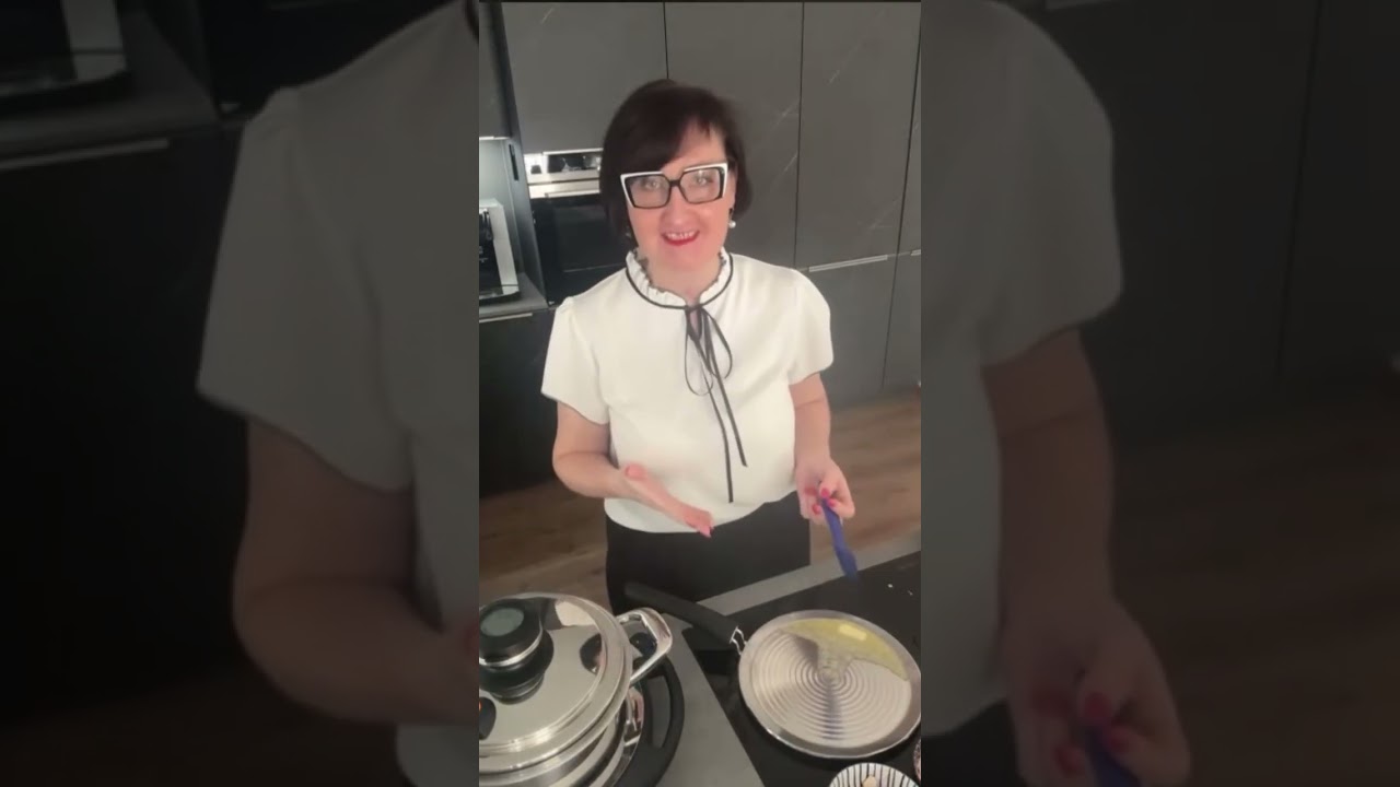 Готовлю омлет на индукционной плите в сковородке АМС