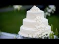 How to make a wedding cake