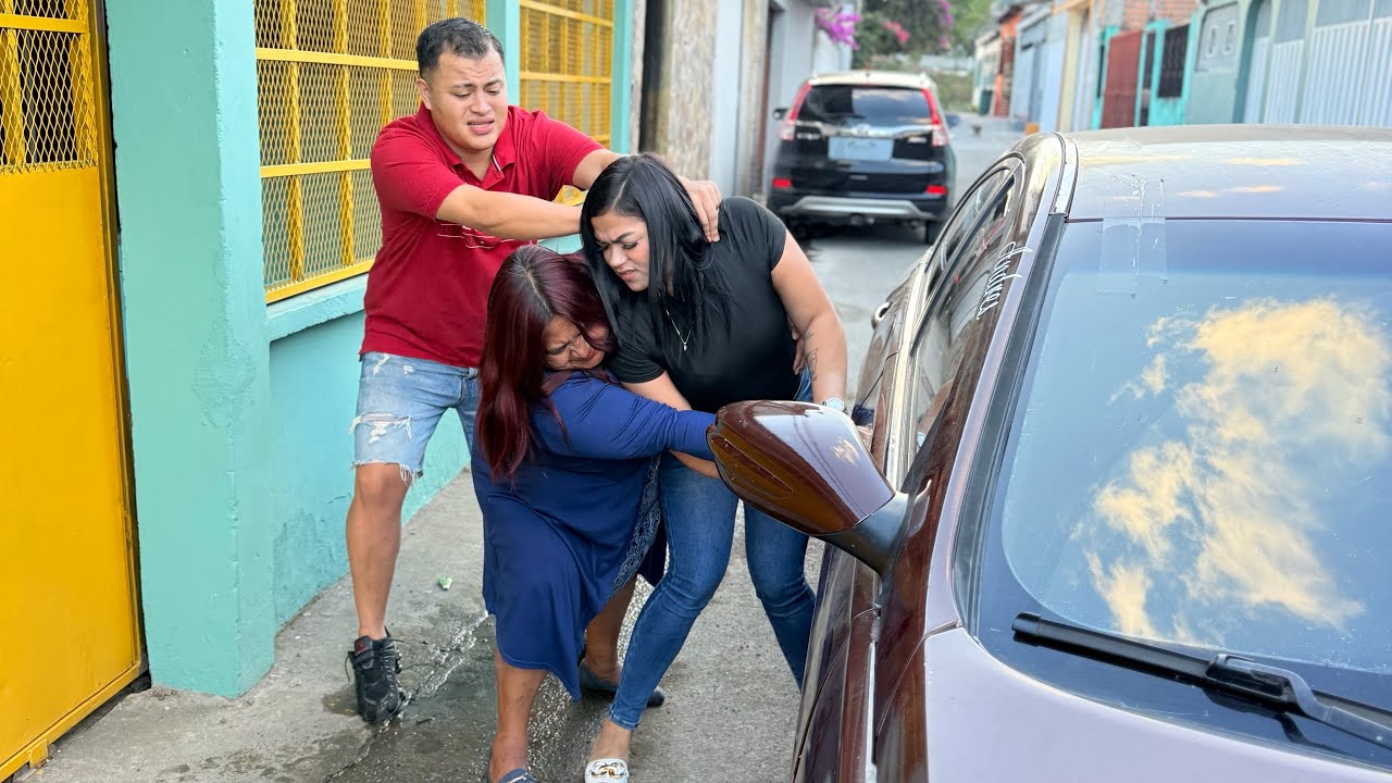 Cuando la SUEGRA, lucha por el asiento de adelante en el AUTOMÓVIL, con la NUERA! 🤣🤣🔥❤️🚗🥊