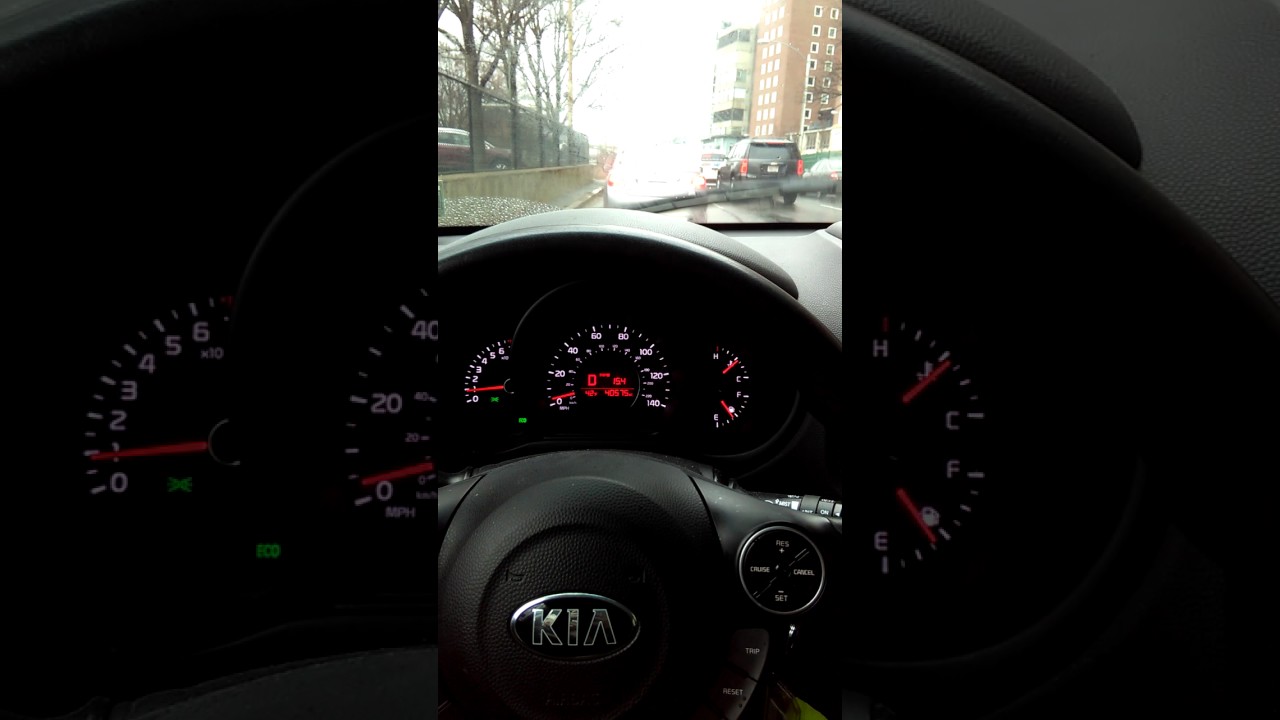 Kia Soul: Driving in the rain Kia Soul: Driving in the rain