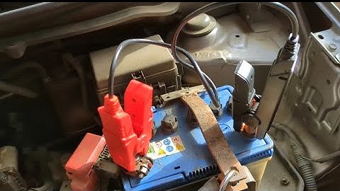 How to test any 12 Volt Battery with Launch BST 360, Smart Bluetooth Battery Tester.
