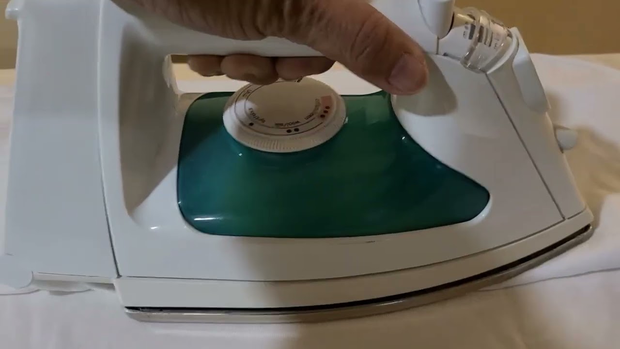 120 Days of School Celebration | How to Iron on Letters & Numbers on a T-shirt.