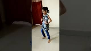manu lehenga dance by Riddhi vyas