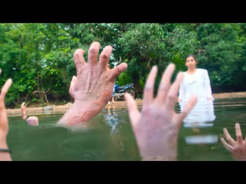 كل يوم الساعة 12 بيجيلها كابوس بيخليها تشوف الحاجات السيئة اللي مخبيها كل واحد