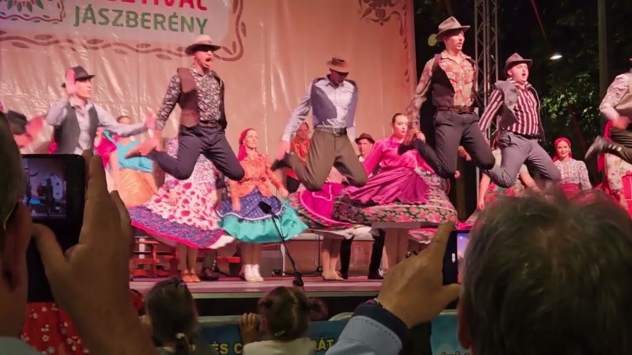 Nagyecsedi cigány táncok - Jászság Népi Együttes - Jászberény Csángó fesztivál gála 4