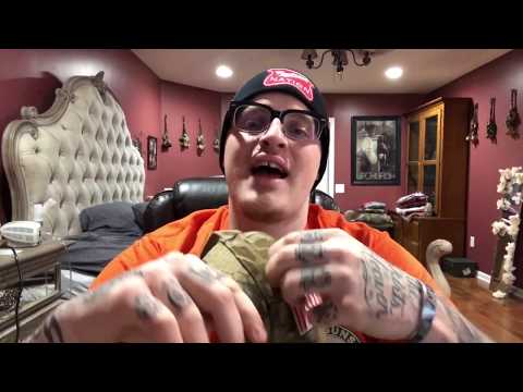 He calls himself “Sexy Vegan”  (upchurch) - He calls himself “Sexy Vegan”  (upchurch)
