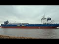 Der Self Discharging Bulk Carrier "Starnes" verlässt Emden