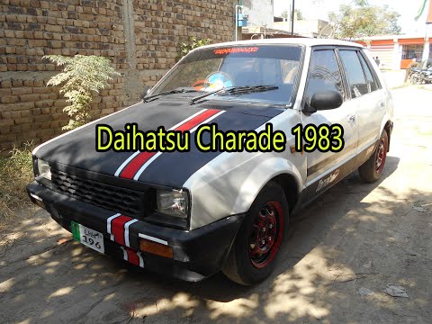 Daihatsu Charade tahun 1985 dengan kode G10 warna verona red atau warna merah ini sudah berumur 34 t. 