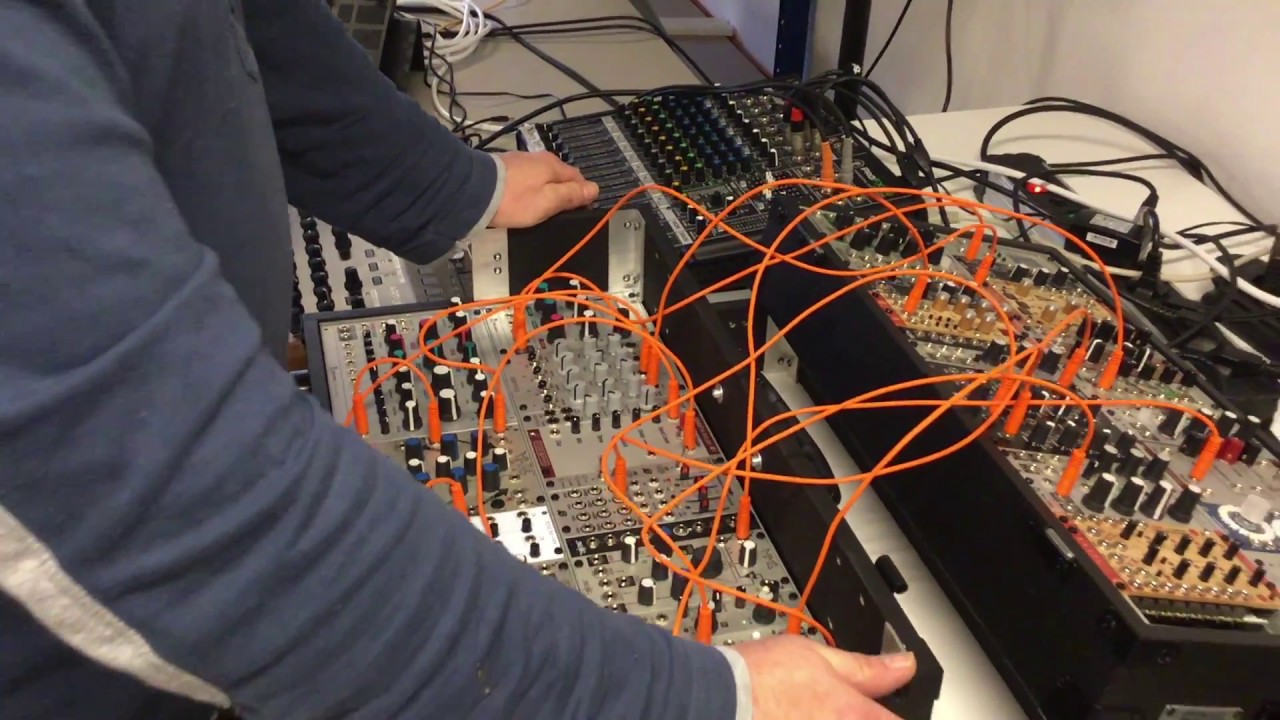 MDLRCASE 12U 104HP portable eurorack case tips and tricks - YouTube