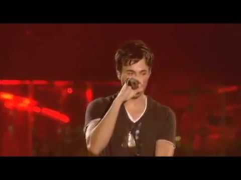 Enrique Iglesias – La Chica de Ayer (Live)