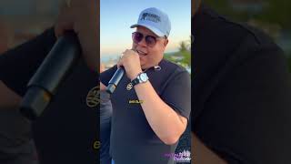 Rey Vaqueiro Eu, Tu Tua Amiga...e Beijo Triplo Agente Deu