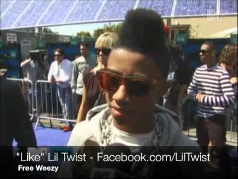 Lil Twist interviewed by MTV at the Teen Choice Awards, talk about Lil Wayne