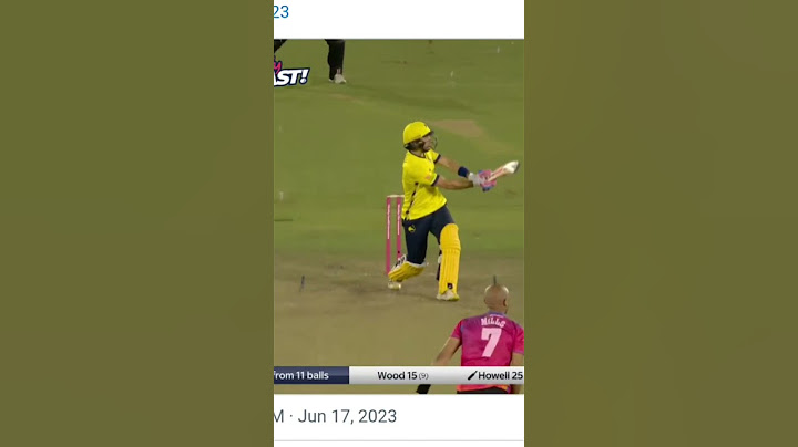 Wow it's a stunning catch forever and ever, Literally crowd was mesmerized by  stupendous catch.