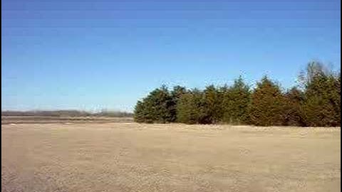 Super Cub low pass and landing