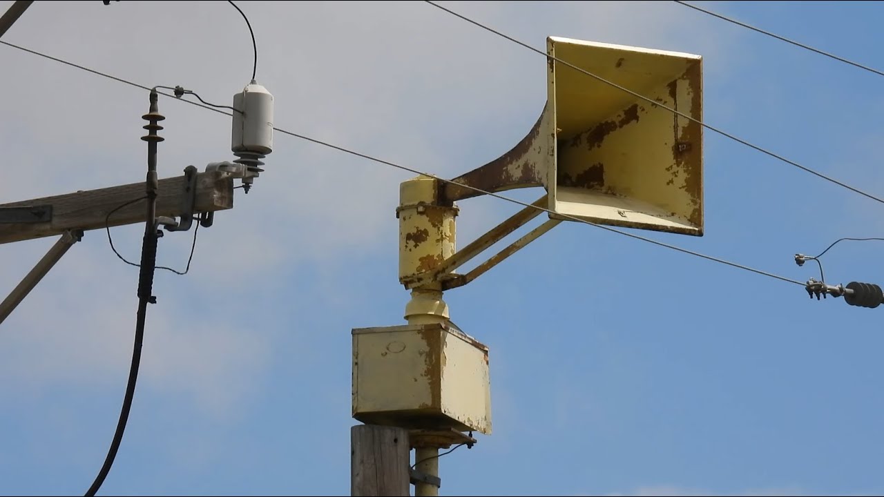 Federal Sign & Signal Thunderbolt 1000A Siren Test (2 Min Alert