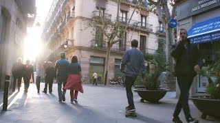 Детали жизни в Барселоне: скейт, напитки и футбол